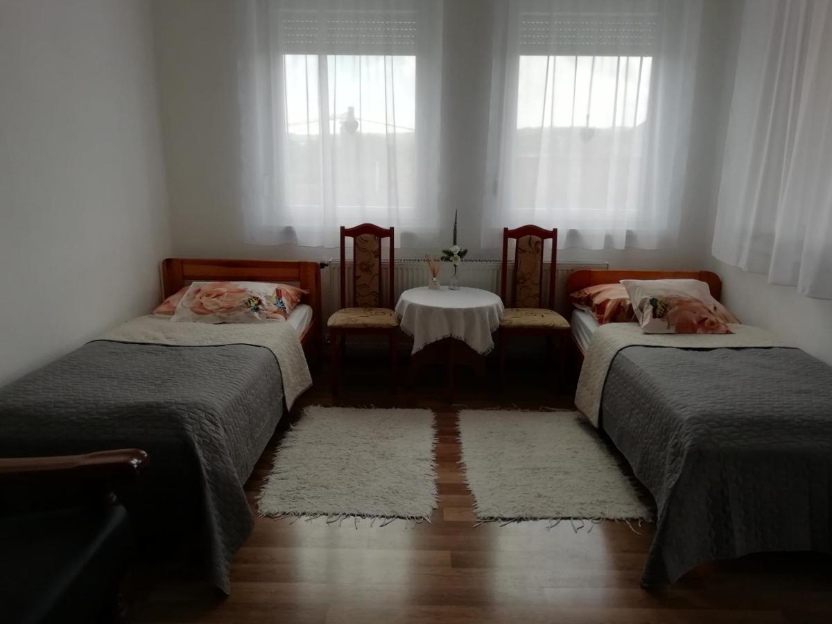 Vadasztanya Fogado Daire Egerszalók Dış mekan fotoğraf