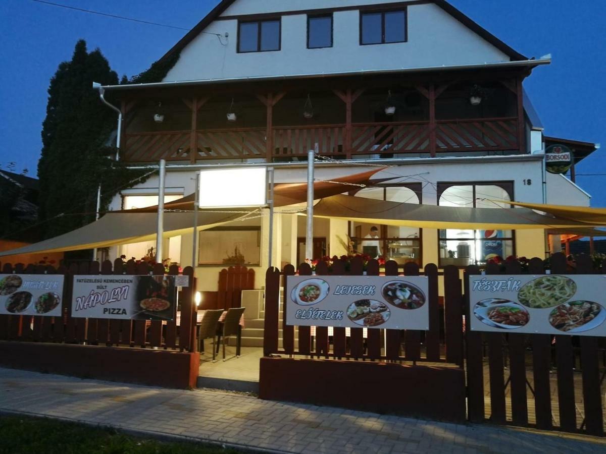 Vadasztanya Fogado Daire Egerszalók Dış mekan fotoğraf